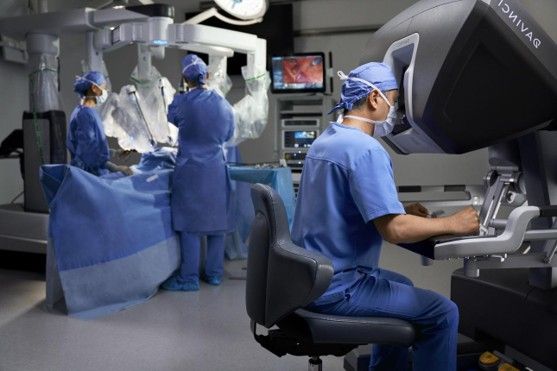 Intuitive Surgical da Vinci system.jpg